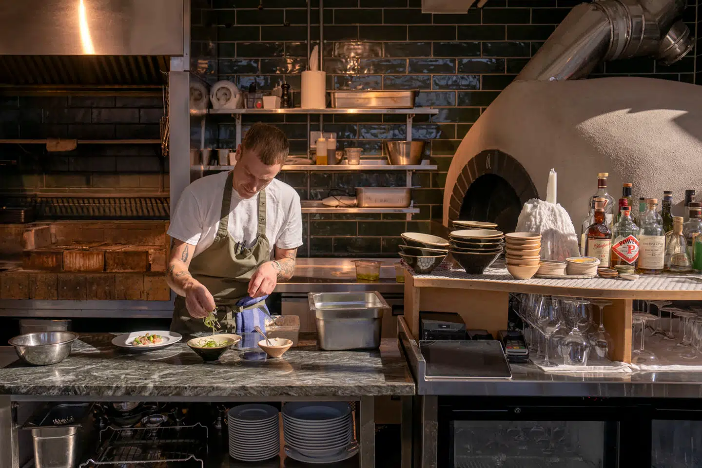 Asters enkle køkken byder på flere overraskende kombinationer.