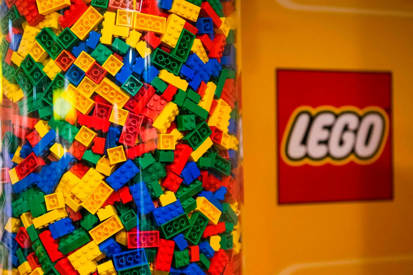 Den gode vind, som LEGO havde i ryggen i 2022, er aftaget. Det viser virksomhedens seneste regnskab.