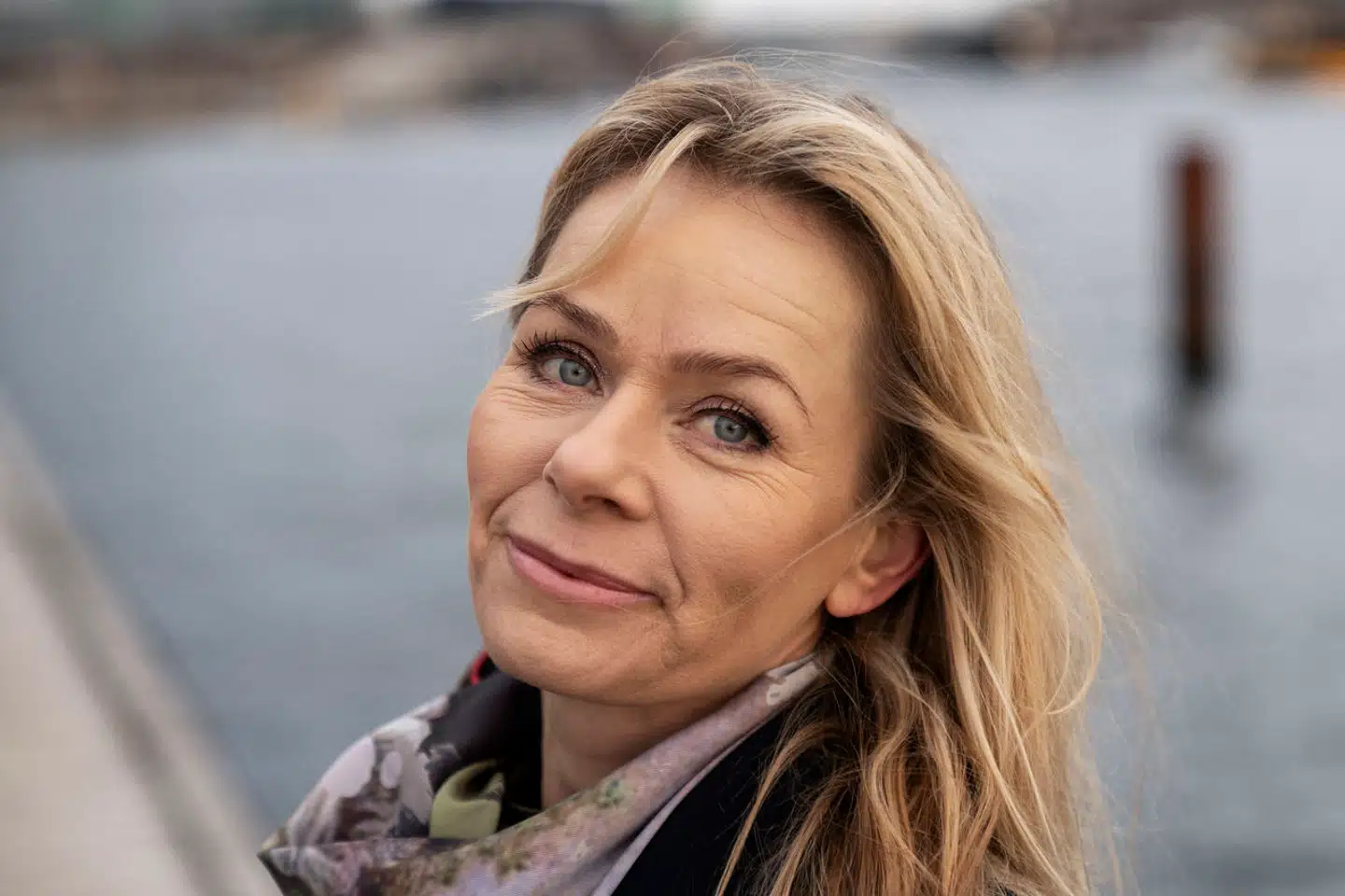 På samme måde som vi måler os selv med søvnringe og smartwatches for at opnå et længere og sundere liv, bliver onani en markør for vores sundhedstilstand – præcis ligesom brugen af bækkenbundstrænere, lyder det fra livsstilsekspert Anne Glad.