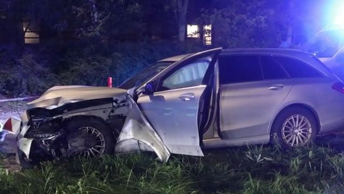 Sådan så bilen ud efter solouheldet.