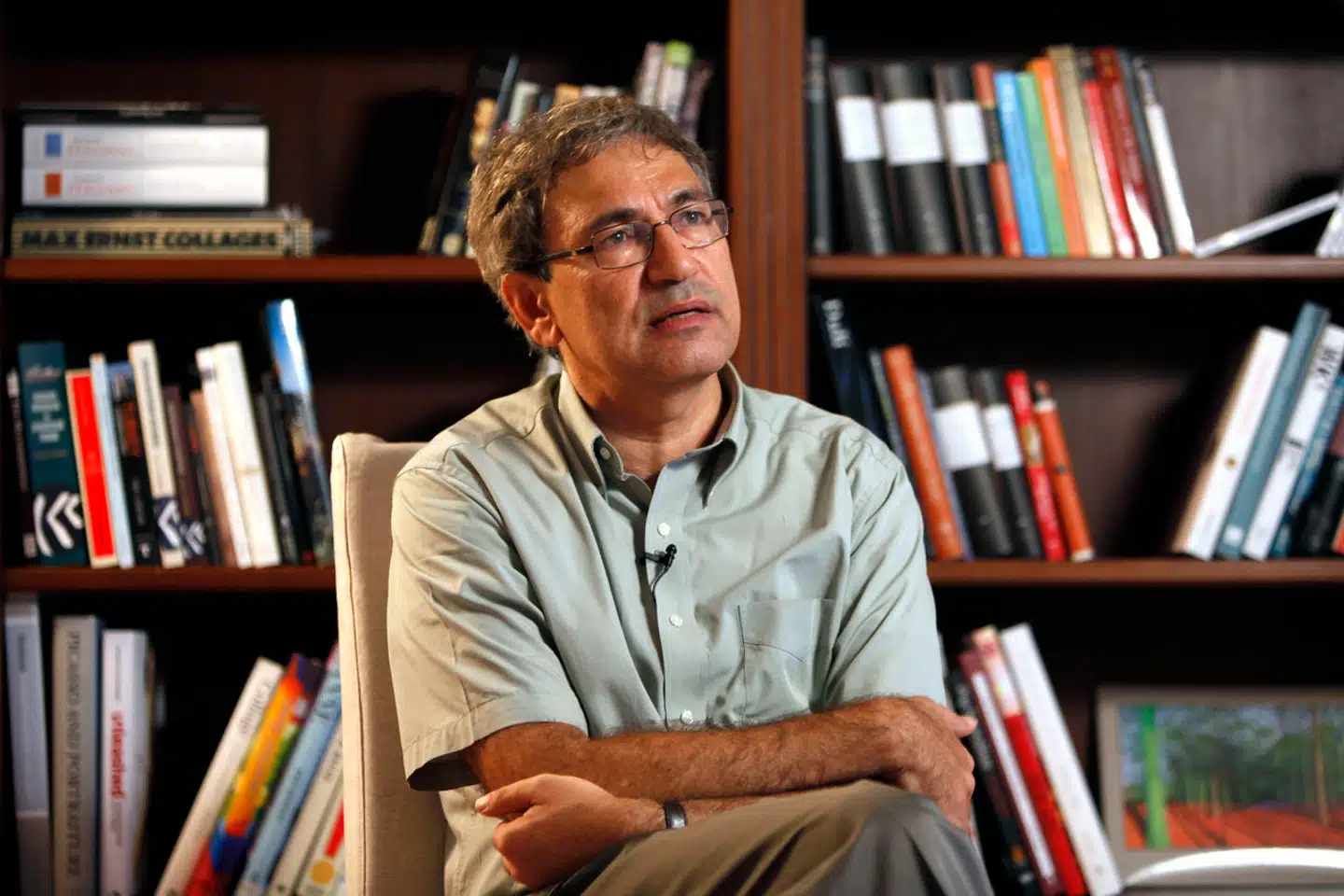 Tyrkiske Orhan Pamuk modtog i 2006 Nobelprisen i litteratur. Han er aktuel med »Pestnætter«.