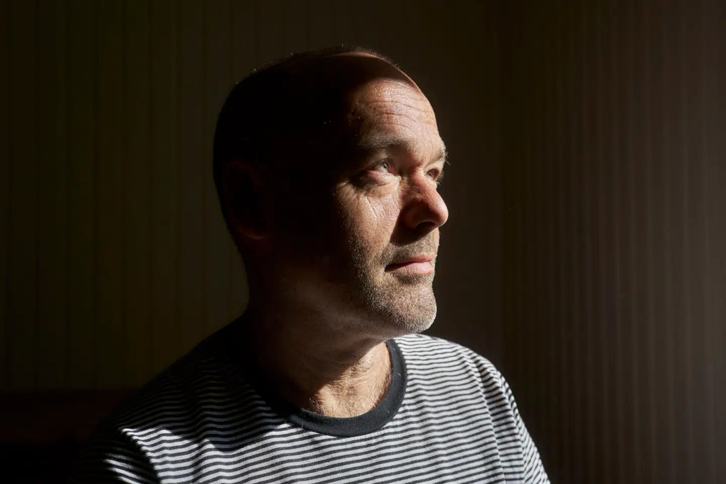 Peter Øvig Knudsen i sit hjem.