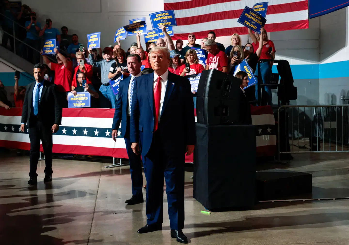 Donald Trump taler til arbejdere i bilindustrien i Michigan. Foto: Rebecca Cook, Scanpix.
