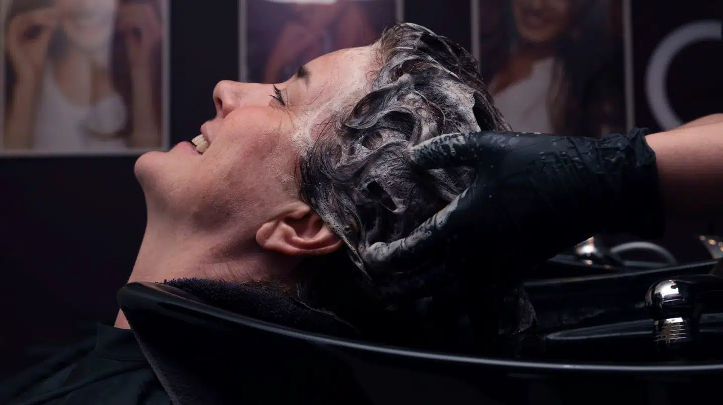 Tjek din shampoo - stor andel indeholder skadelige stoffer