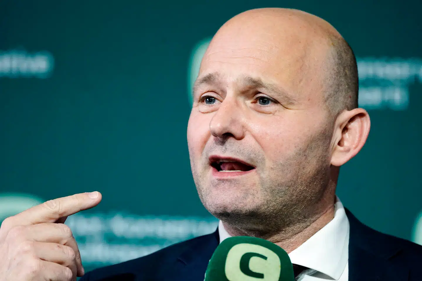 I sin tale til De Konservatives årsmøde gik Søren Pape i rette med Mette Frederiksens »løftede pegefinger« mod danskere, der ønsker at arbejde mindre.