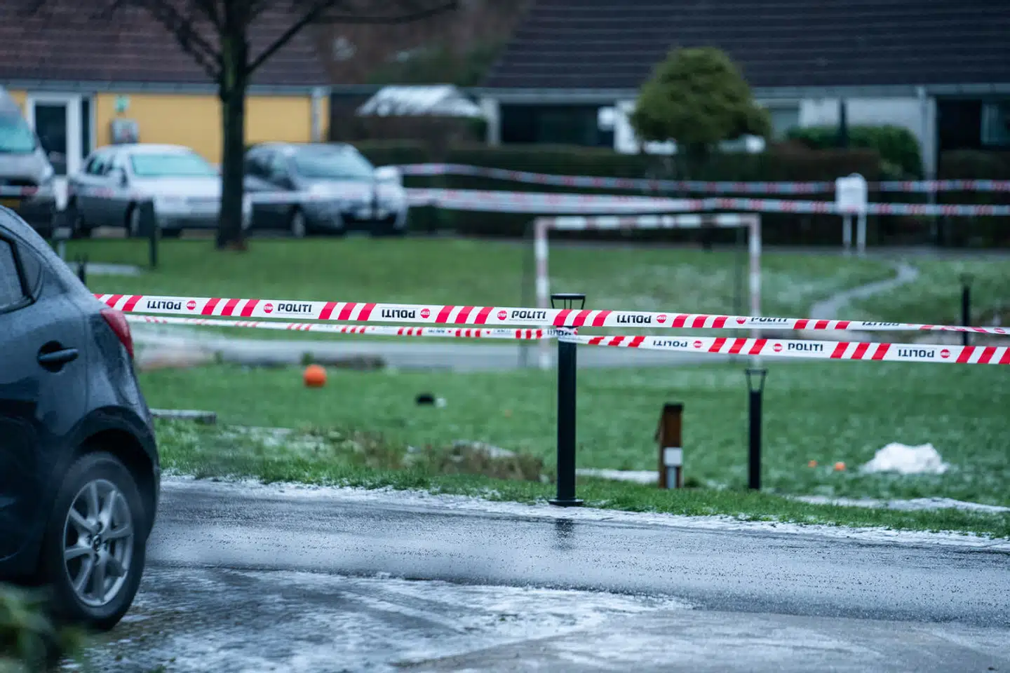 »Både antal skudepisoder, antal sager om våben, antal sårede og antal dræbte i rocker- og bandegrupperinger er faldet over de senere år,« skriver Lars Højsgaard Andersen og Mikkel Mertz. Arkivfoto.