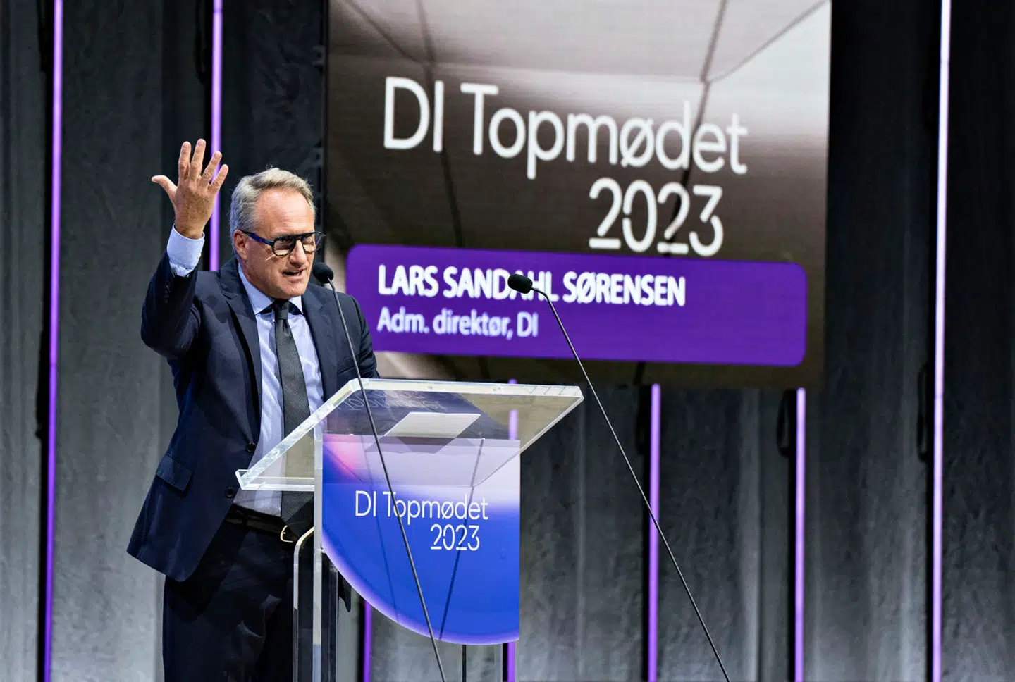 Lars Sandahl Sørensen, administrerende direktør DI, her ved DI Topmødet 2023. Om korankrisen sagde han ét udadtil. Erhvervslivet argumenterede anderledes indadtil.