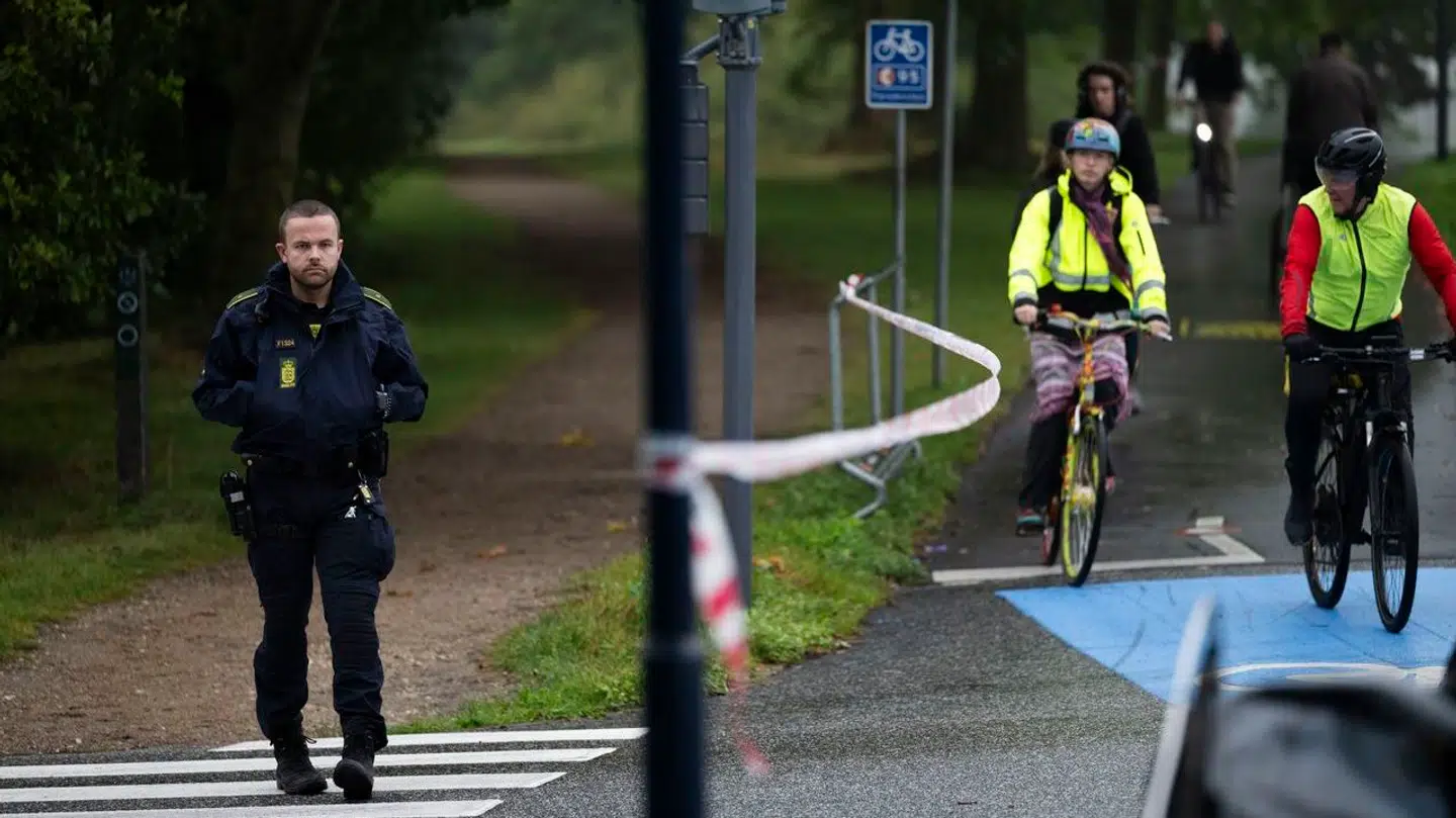 Et større område ved Utterslev Mose blev spærret af i kølvandet på overfaldet.