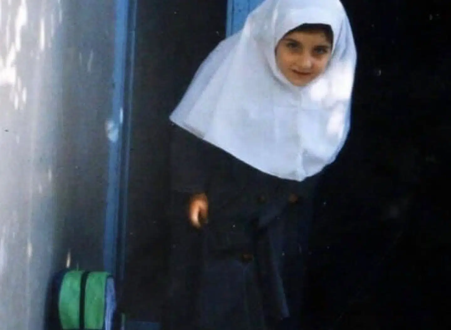 Selvom Jino Victoria Doabi kun var fem år, da hun boede i Iran, er minderne fortsat tydelige.