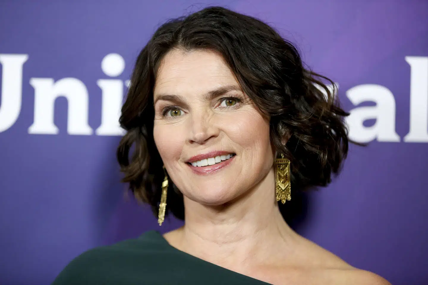 Julia Ormond er kendt for roller i blandt andet "Legends of the Fall", "First Night" og "Sabrina" og anklager Harvey Weinstein for seksuelle overgreb angiveligt begået i 1995.