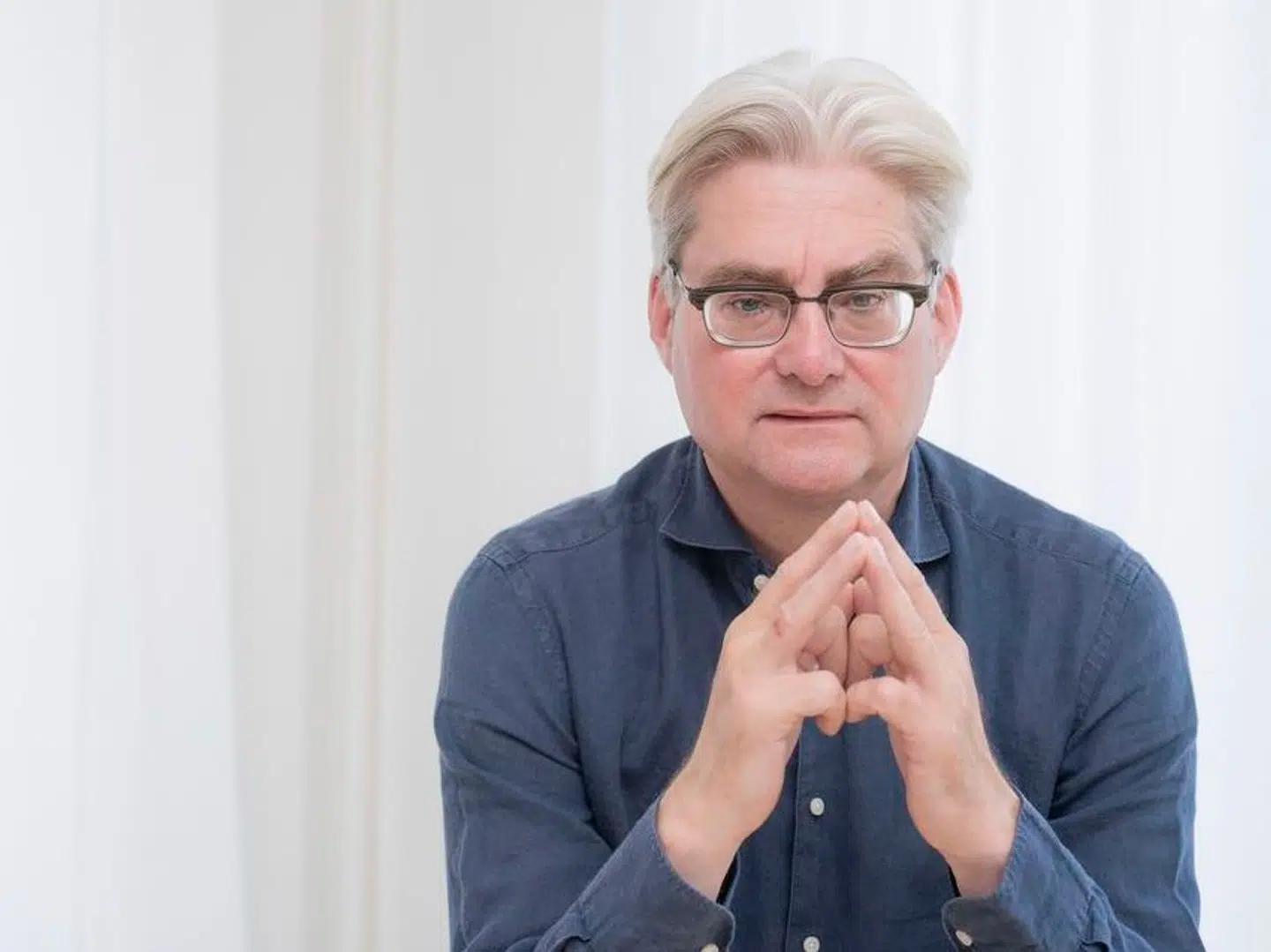 »Jeg husker kun alt for tydeligt diskussionen i den regering, jeg selv deltog i, hvor man slog terning om fordelingen af de statslige arbejdspladser. Nu, hvor man havde centraliseret og lavet større kommuner, skulle man kompensere,« skriver Søren Pind.