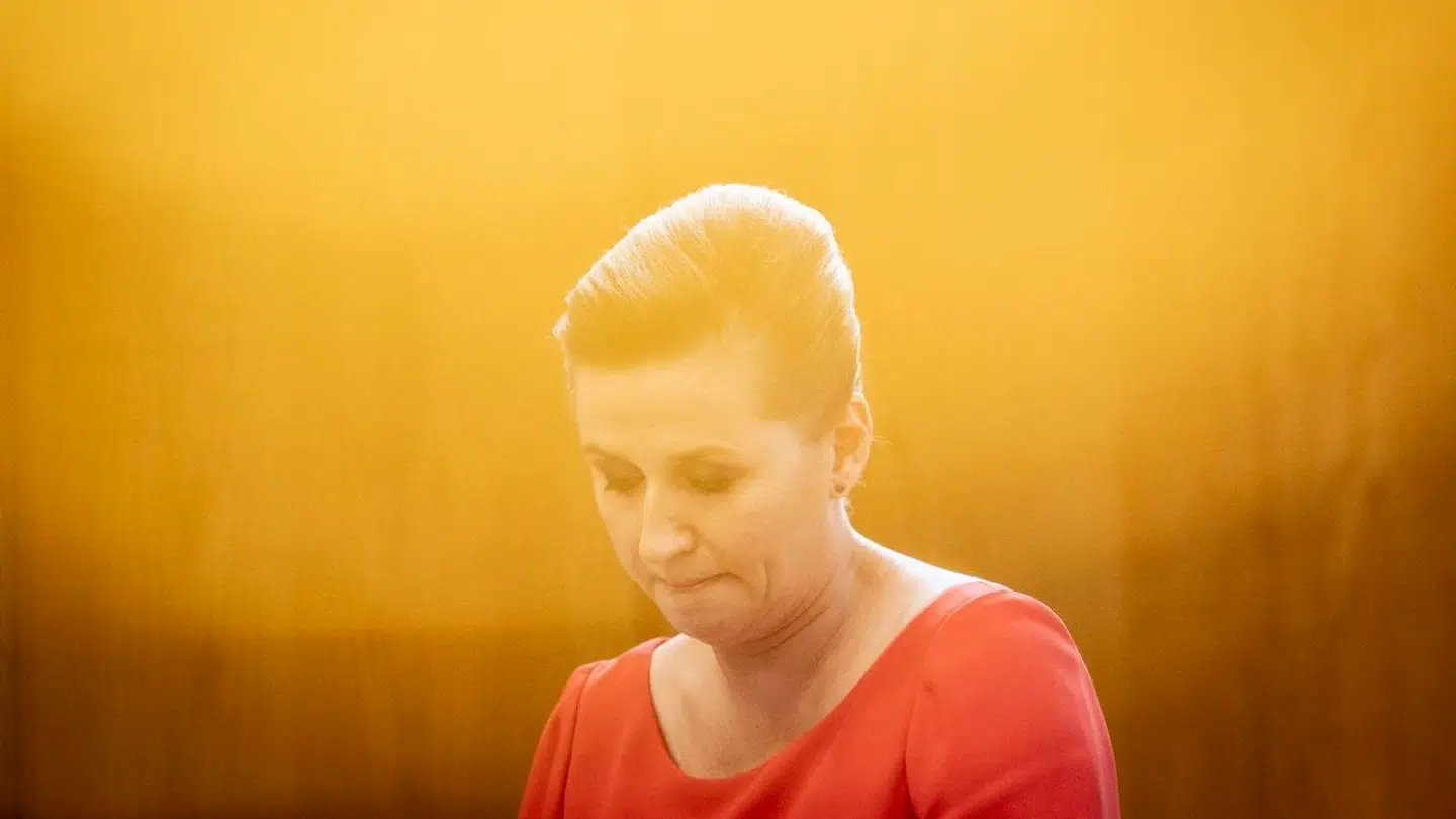 Gérard Biard svarer på statsminister Mette Frederiksens spørgsmål i sin holder åbningstale.