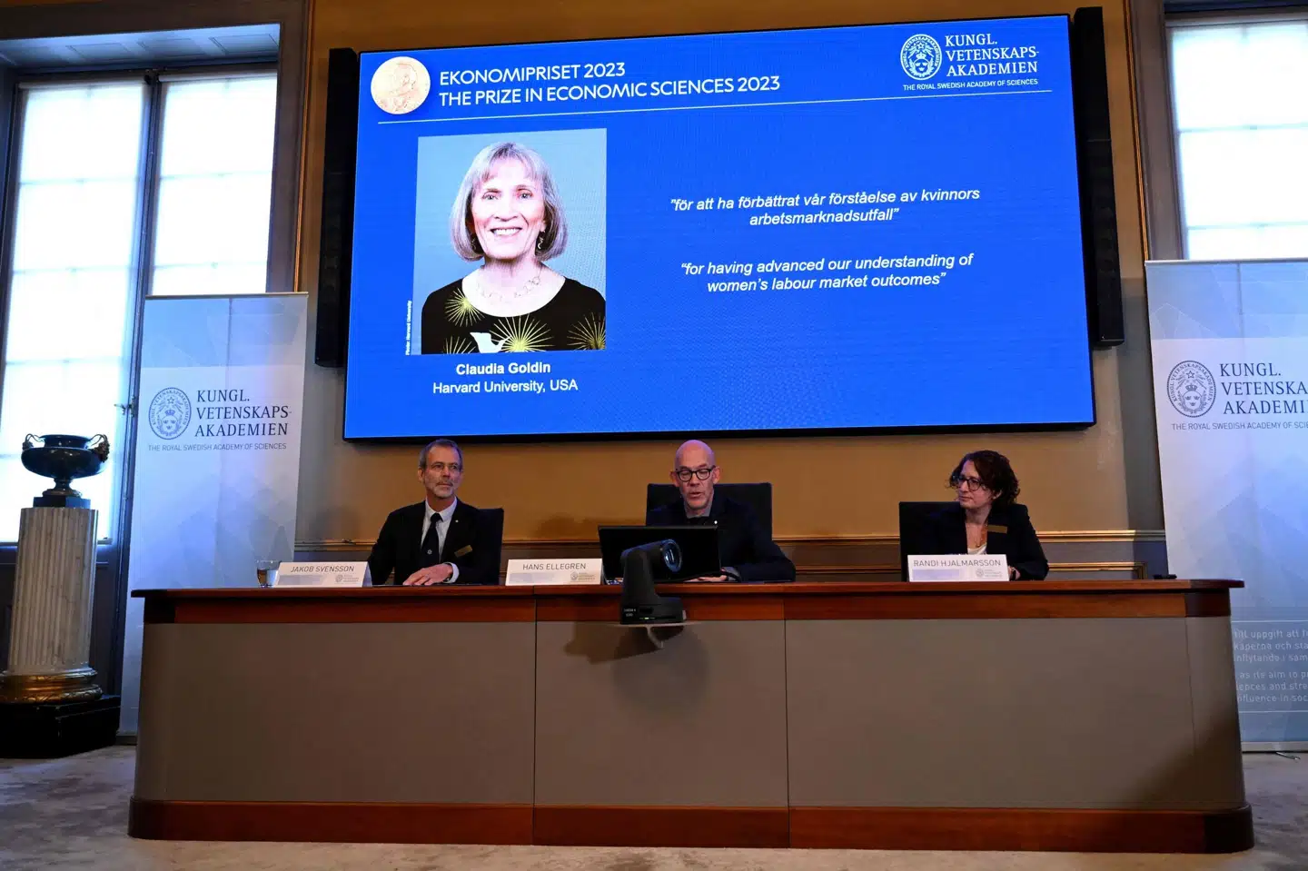 77-årige Goldin har ifølge det svenske videnskabsakademi finkæmmet arkiverne og øget forståelsen af kønsforskelle i beskæftigelse og indkomst.