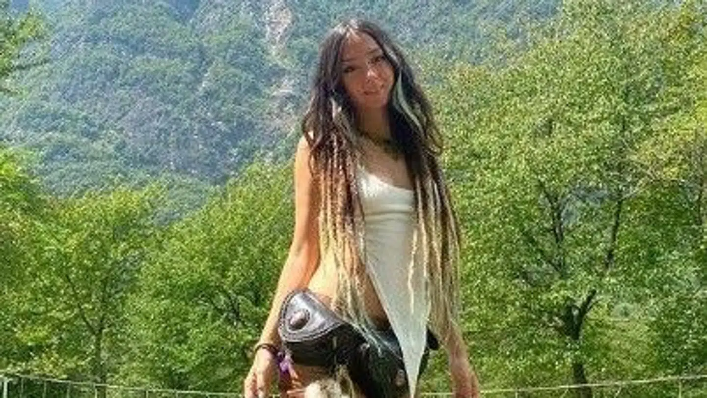 Shani Louk er fundet i live.