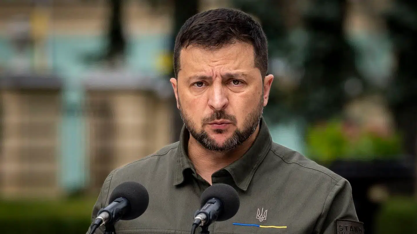 Ukraines præsident Volodymyr Zelenskyj fik i maj sin lejlighed på Krim beslaglagt. Nu sætter russerne den så til salg.