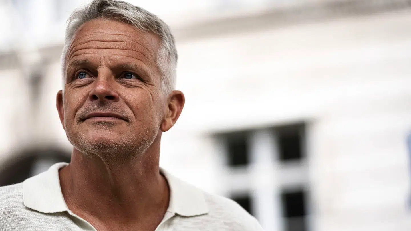 Jakob Kjeldbjerg har mistet sin far, den tidligere politiker Evald Kjeldbjerg, der sov stille ind tirsdag, 83 år gammel. Jakob Kjeldbjerg er aktuel som vært på 'Robinson Ekspeditionen'.