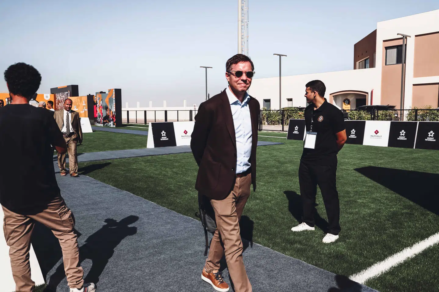 FC Nordsjællands sportschef, Jan Laursen, på det nye akademi i Egypten.