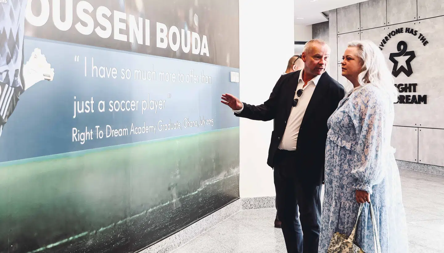 Den tidligere cheftræner i FC Nordsjælland – og i dag Group Technical Director i Right to Dream – Flemming Pedersen ses her på akademiet i Egypten.
