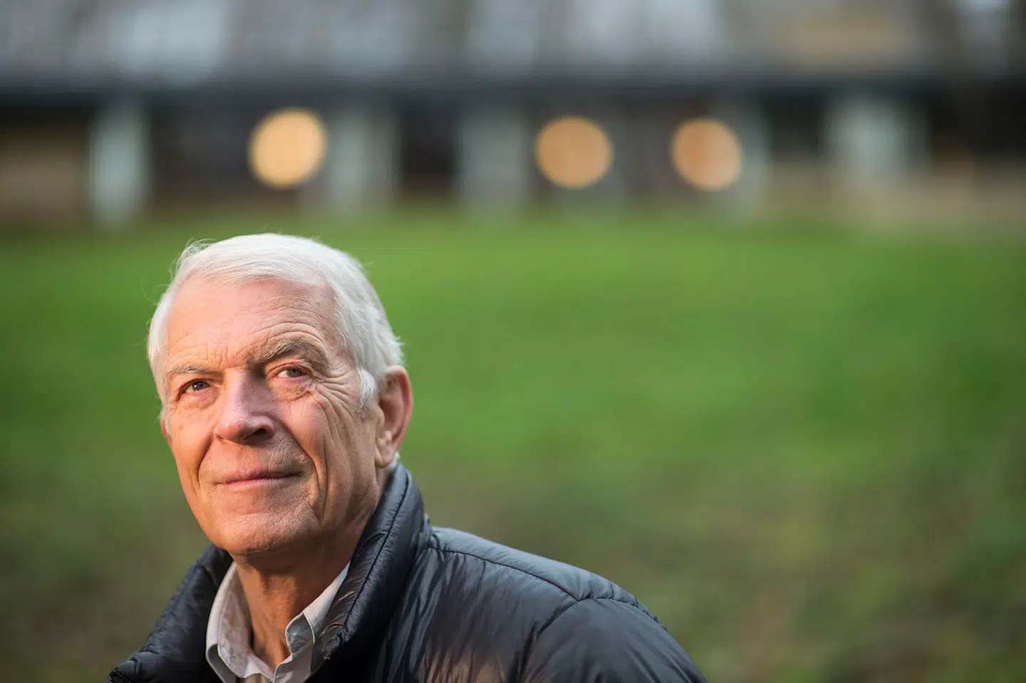 Jan Utzons far tegnede en af verdens mest berømte bygninger, Operahuset i Sydney. Men Jørn Utzon blev drevet ud af Australien af politikerne og mobbet, da han kom hjem til Danmark.