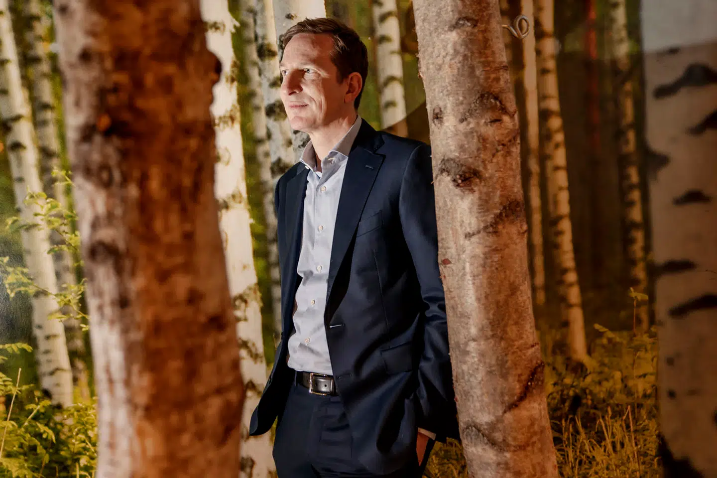 »Vi kan ikke nøjes med at se på, hvad ledere gør, når de er til stede. Vi må også se på ledelsesopgaven, som det, der sker, når man som leder ikke er der«, skriver ledelseskonsulent Christian Ørsted.