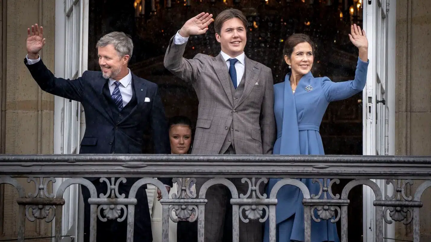 Søren Le Schmidt har blandt andet designet den frakkekjole, som kronprinsesse Mary bar i forbindelse med prins Christians 18 års fødselsdag.