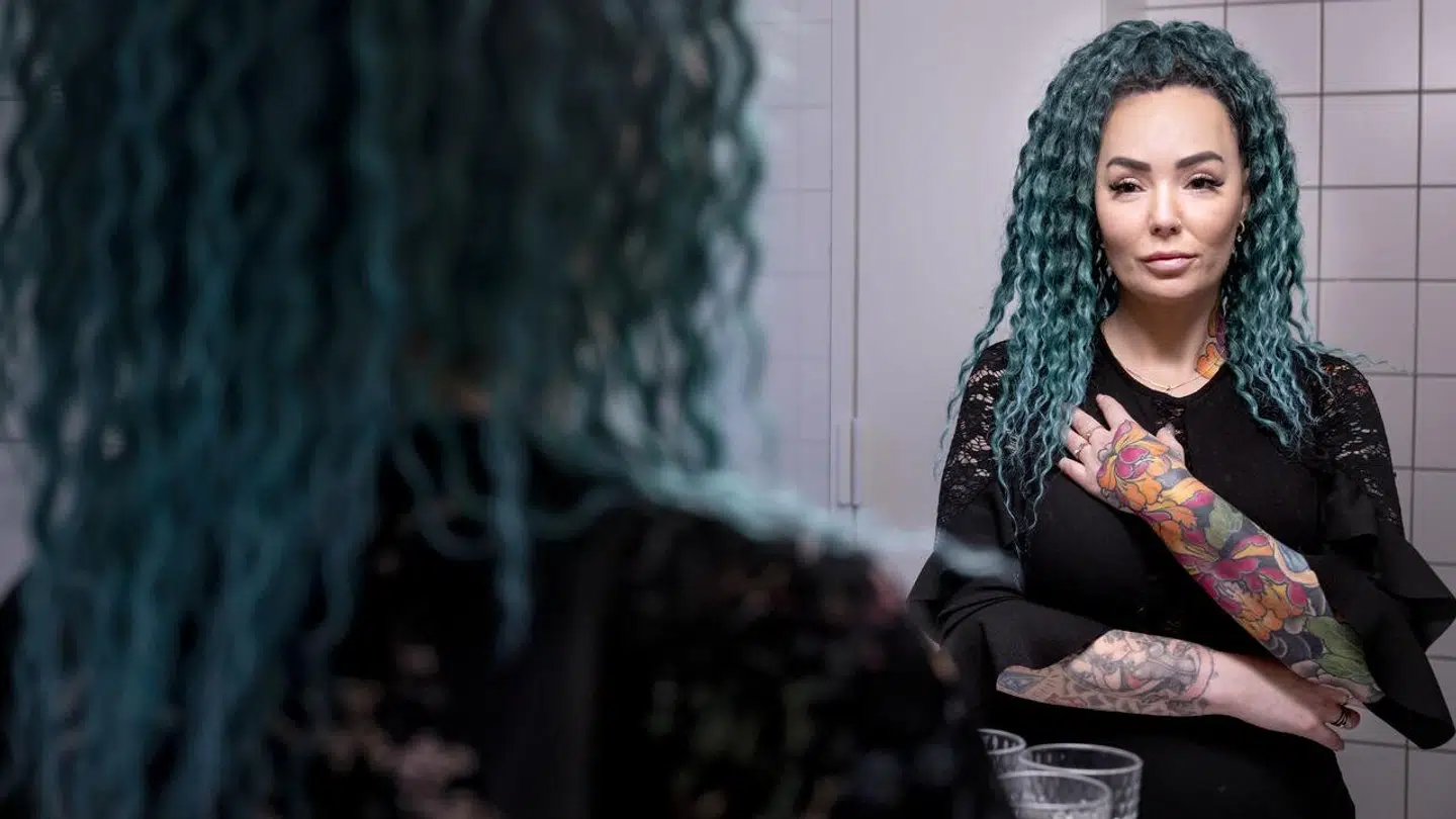 Mai kunne ikke se sig selv i spejlet efter sin operation hos Waseem Ghulam. Hun bestilte først en reoperation hos kirurgen, men endte med ikke at turde at lade sig operere på Citadellkliniken igen. Hun valgte i stedet at blive opereret i Danmark.