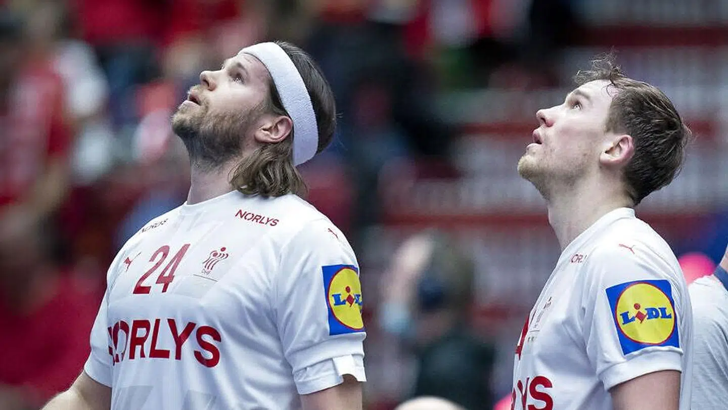 Mon Mikkel Hansen og Simon Pytlick spejder efter et fly, der kan tage dem til Gdansk?