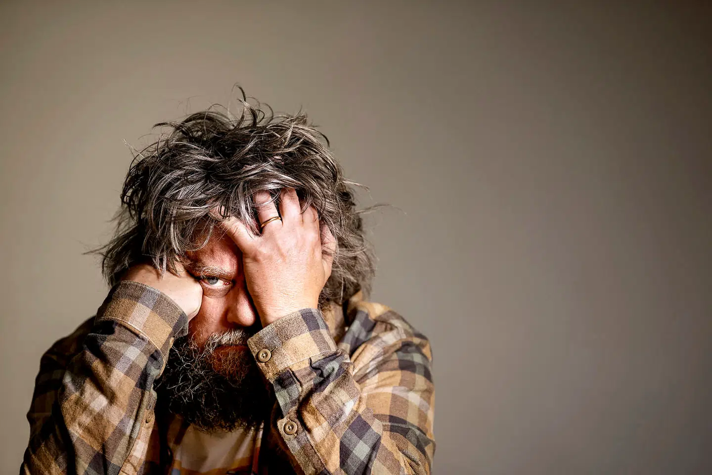 Hvor dum kan man være? lyder det fra Anders Lund Madsen, som i fem årtier har haft små børn.