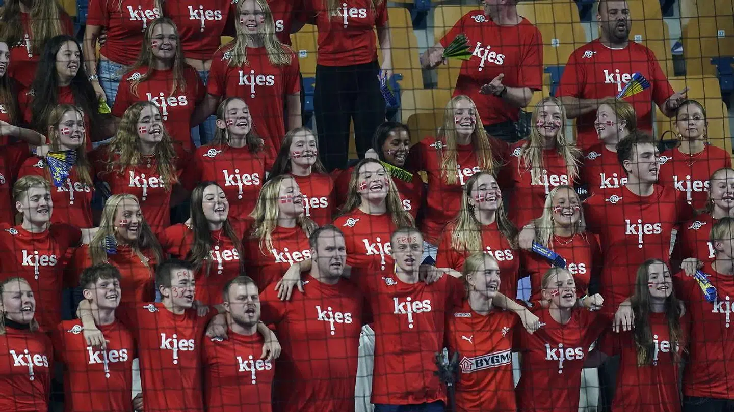 KIES (Københavns Idrætsefterskole, red.) leverede et brag af en lydkulisse.