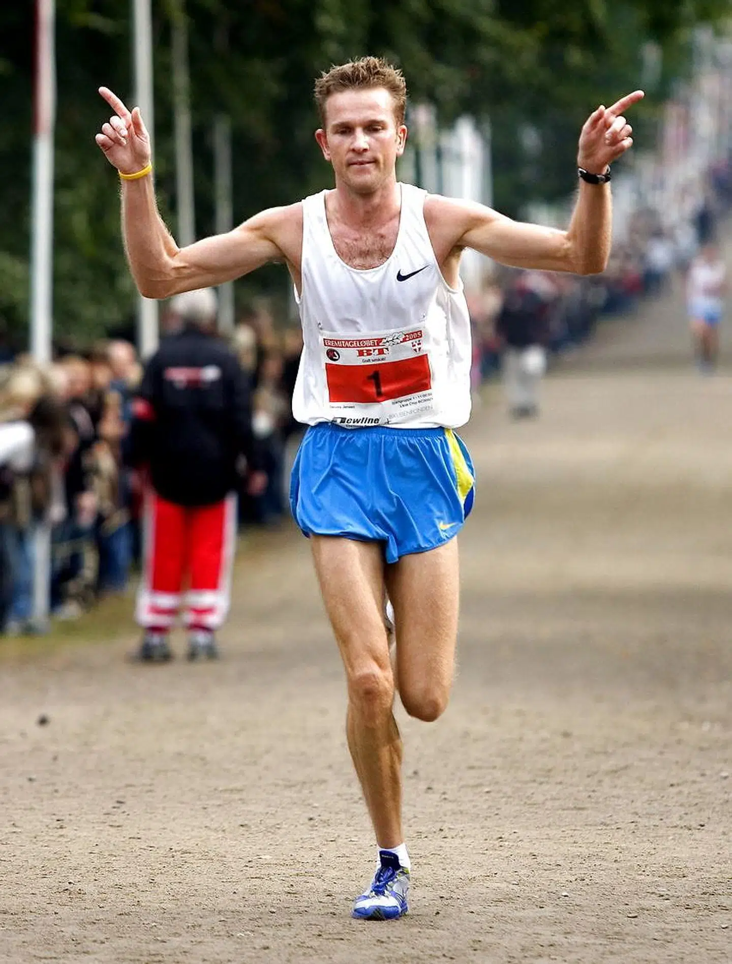 Dennis Jensen deler rekorden som den mest vindende Eremitage-løber med seks sejre. Her løber han i ensom majestæt over målstregen i 2005.