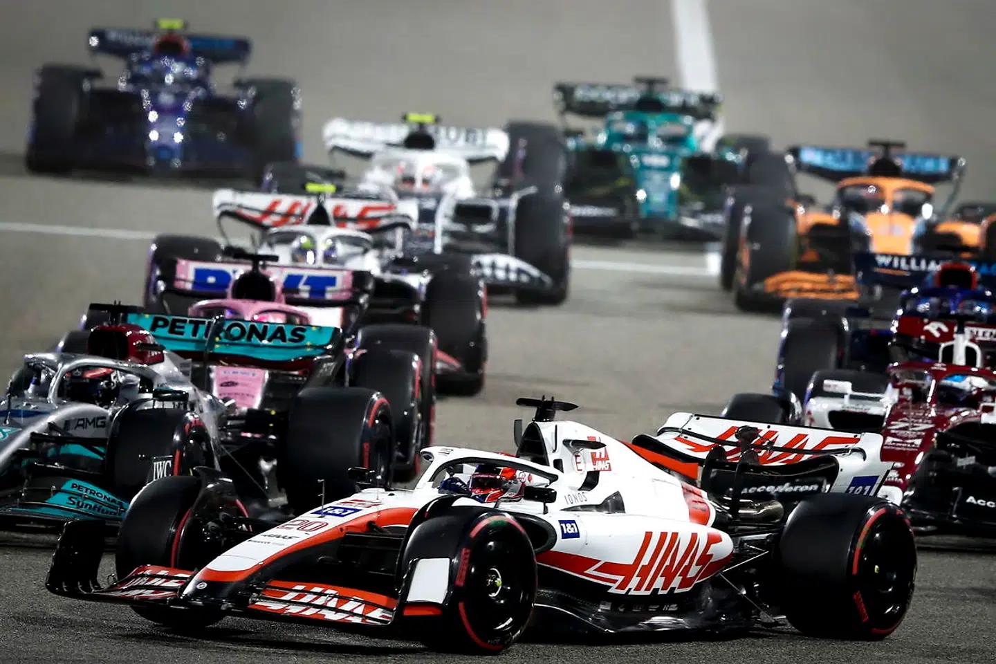 Kevin Magnussen (forrest).
