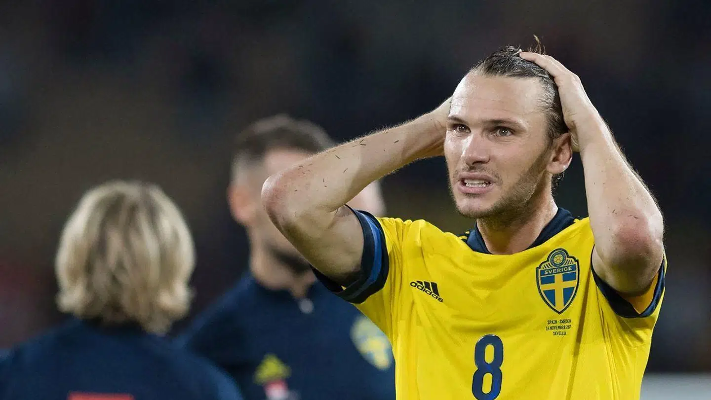 Albin Ekdal efter nederlaget til Spanien søndag aften.