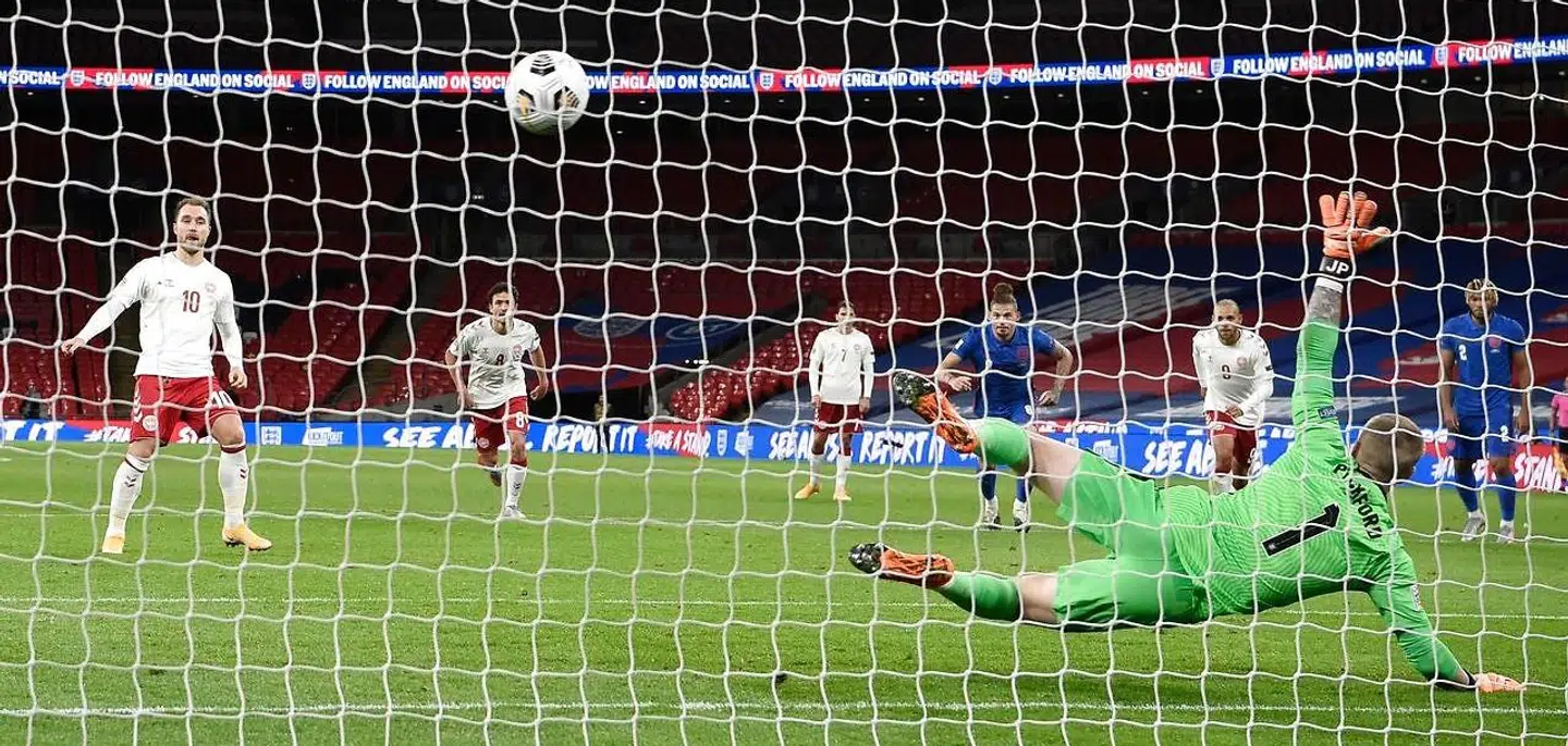 Christian Eriksen, da han scorede på straffespark mod England på Wembley sidste år.