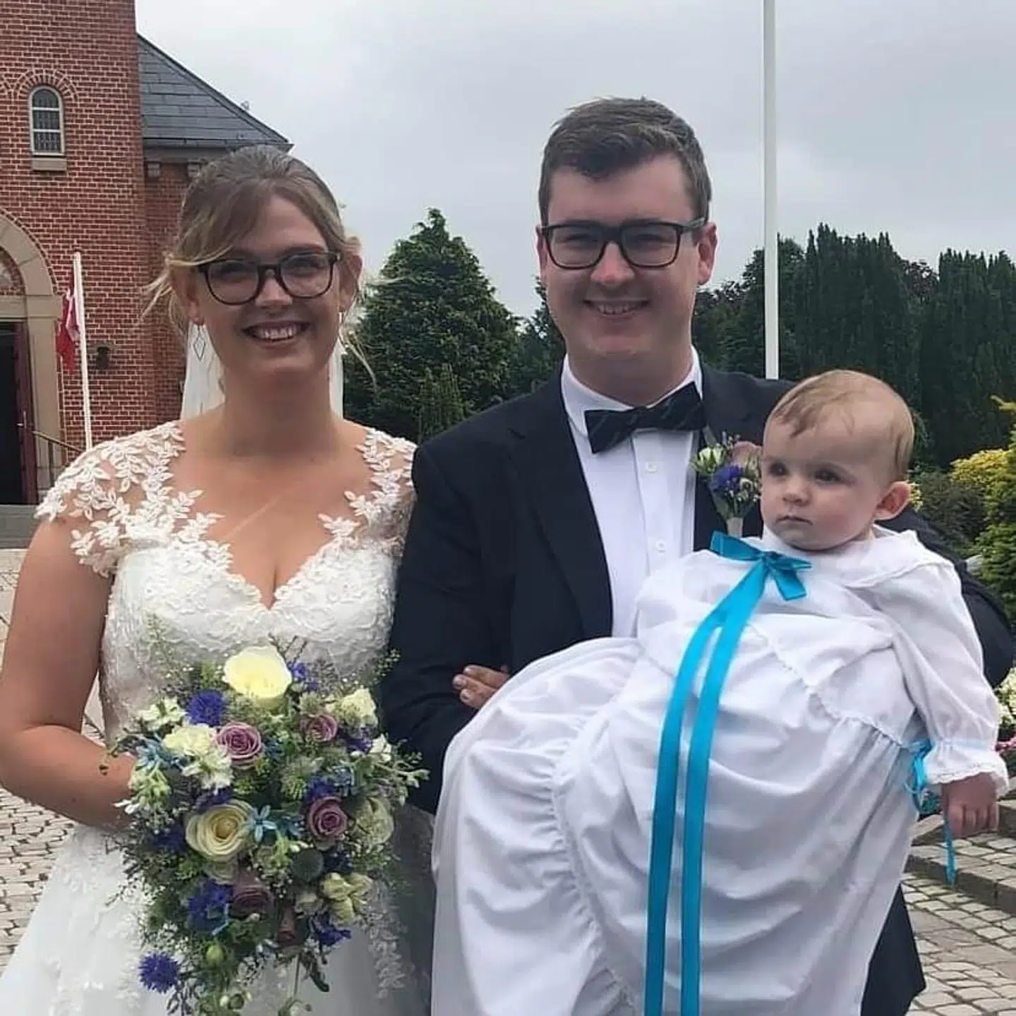 Martin og Sascha og deres søn der også blev døbt lørdag.