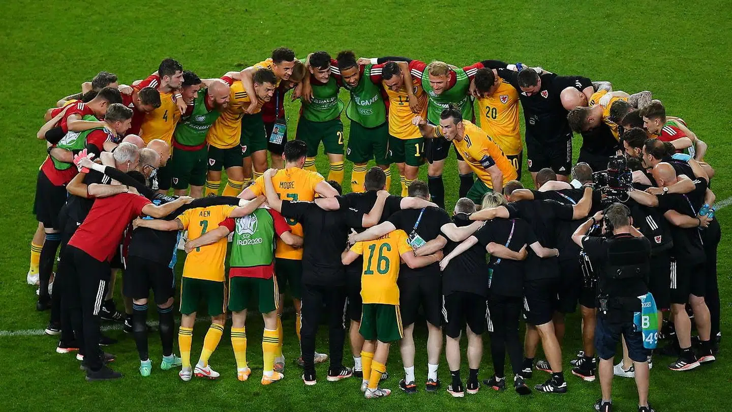 Bale leder Wales an i høj grad.