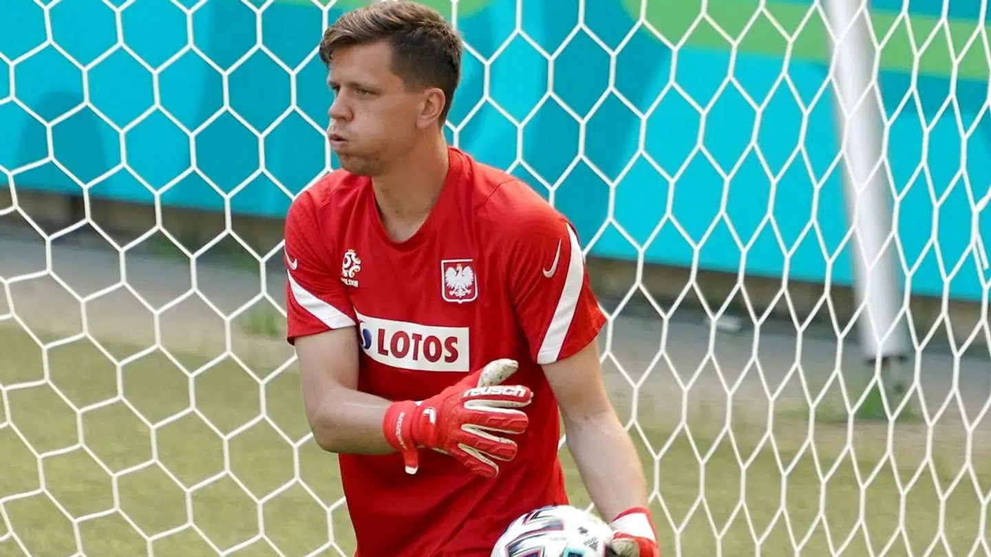 Den polske målmand er kommet i modvind, efter et billede er begyndt at florere.