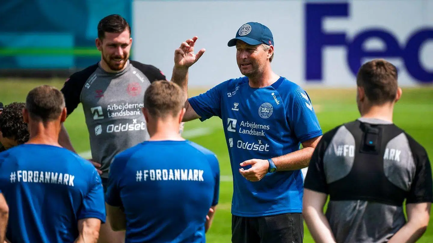 Landsholdsfodbold handler også om andre ting end at få resultater, siger Hjulmand.