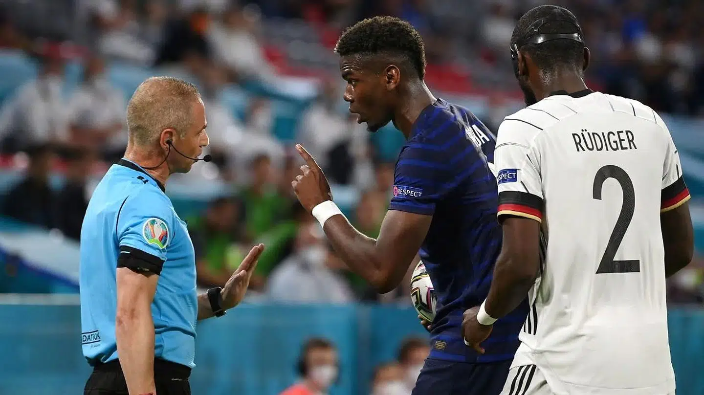 Paul Pogba var rasende efter episoden.
