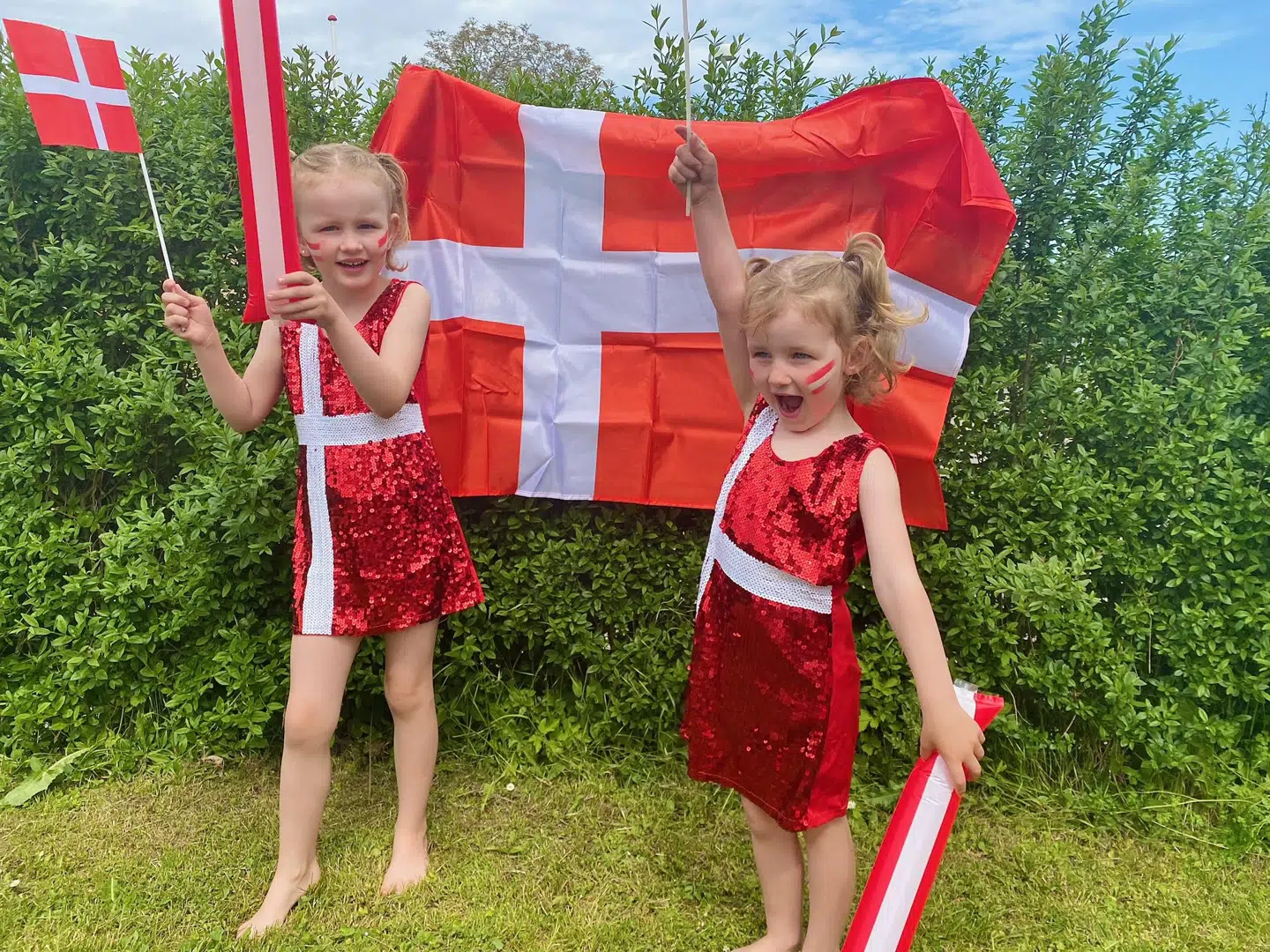 Nathasja Egelunds piger er klar til fest.