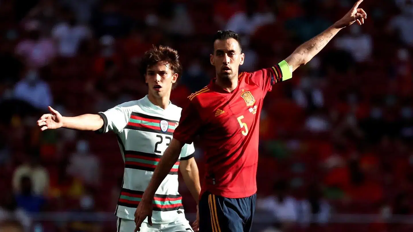 32-årige Sergio Busquets (forrest) er testet positiv for coronavirus.