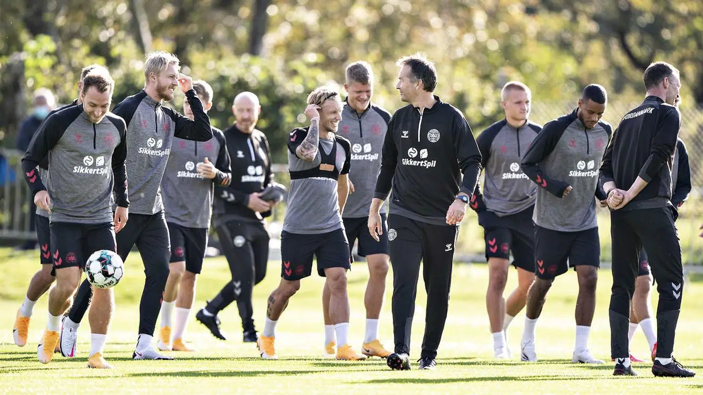 Landsholdsspillerne må ikke se hverken familie, børn eller venner under EM-slutrunden.