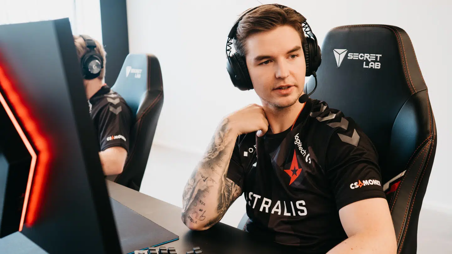 Nicolai 'dev1ce' Reedtz var sidste år igennem en svær, men også vigtig periode i sit liv.