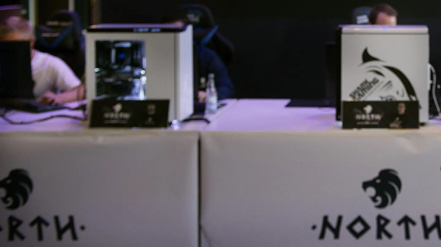 Nordisk Film og FC København stiftede i 2017 e-sportsholdet North, som nu lukker.