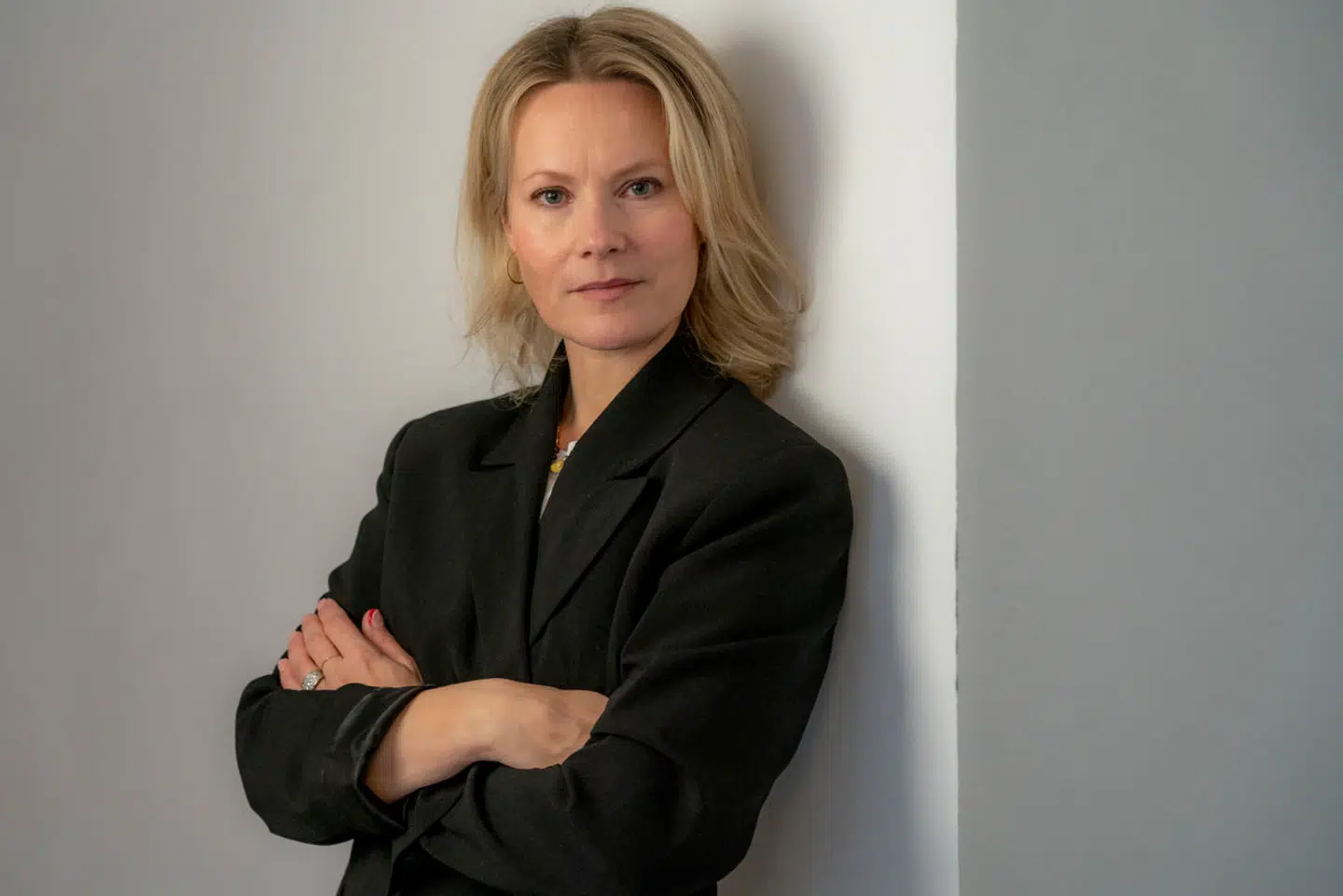 »Hos mig var det slående, hvor ens personerne i min inner circle er. Og det gør mig ikke til en bedre leder, når mine nærmeste sparringspartnere ligner mig selv så meget. Noget må gøres, og det starter som altid hos mig selv,« skriver partner og administrerende direktør Louise Stenbjerre.