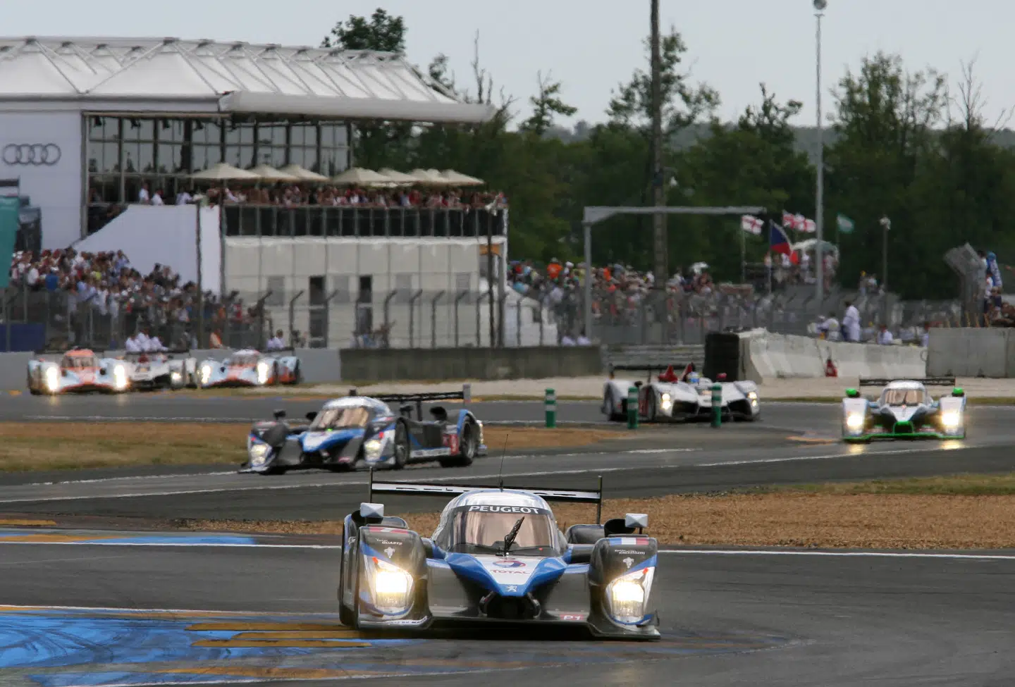 Peugeot vandt 24-timersløbet i Le Mans i 2009, trak sig ud efter 2010 og gør nu comeback i den nye Hypercar-klasse.