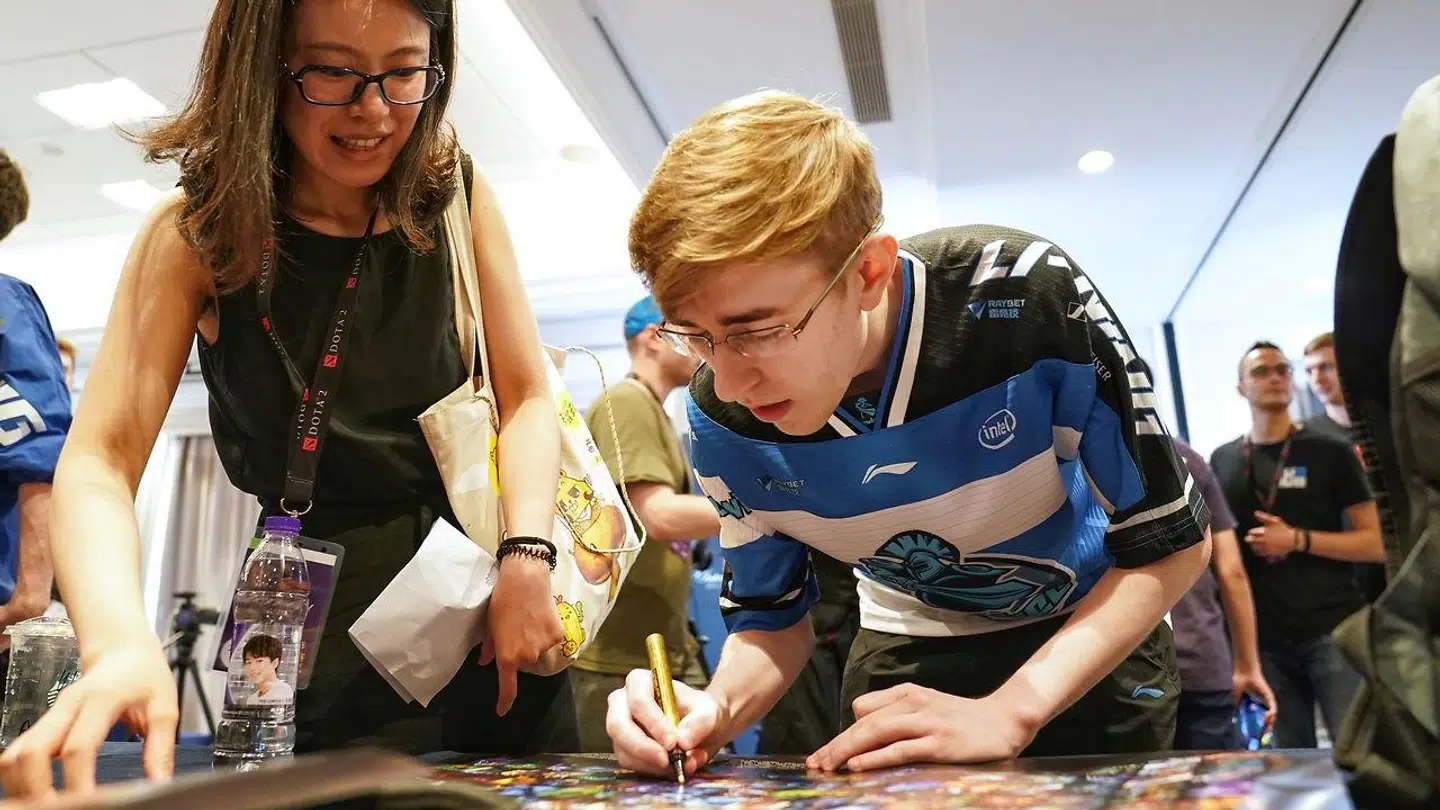 Her ses Newbee-spilleren Quinn "CCnC" Callahan tilbage i 2019. Han er ikke involveret i matchfixing-skandalen.