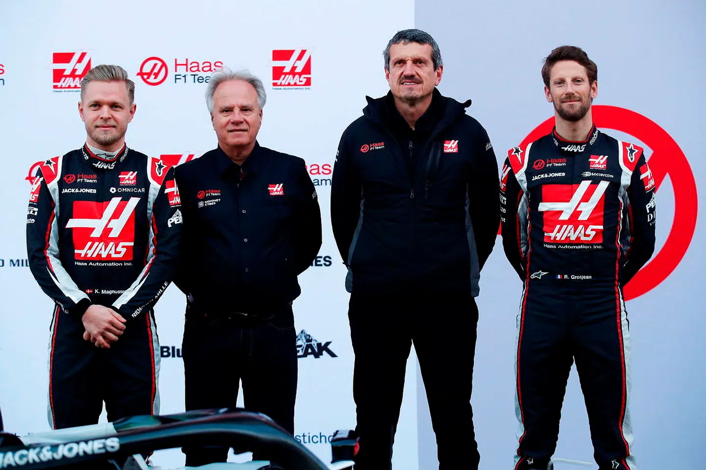 Kevin Magnussen (yderst tv.) og Romain Grosjean (yderst th.) kan ende i en vild genforening.