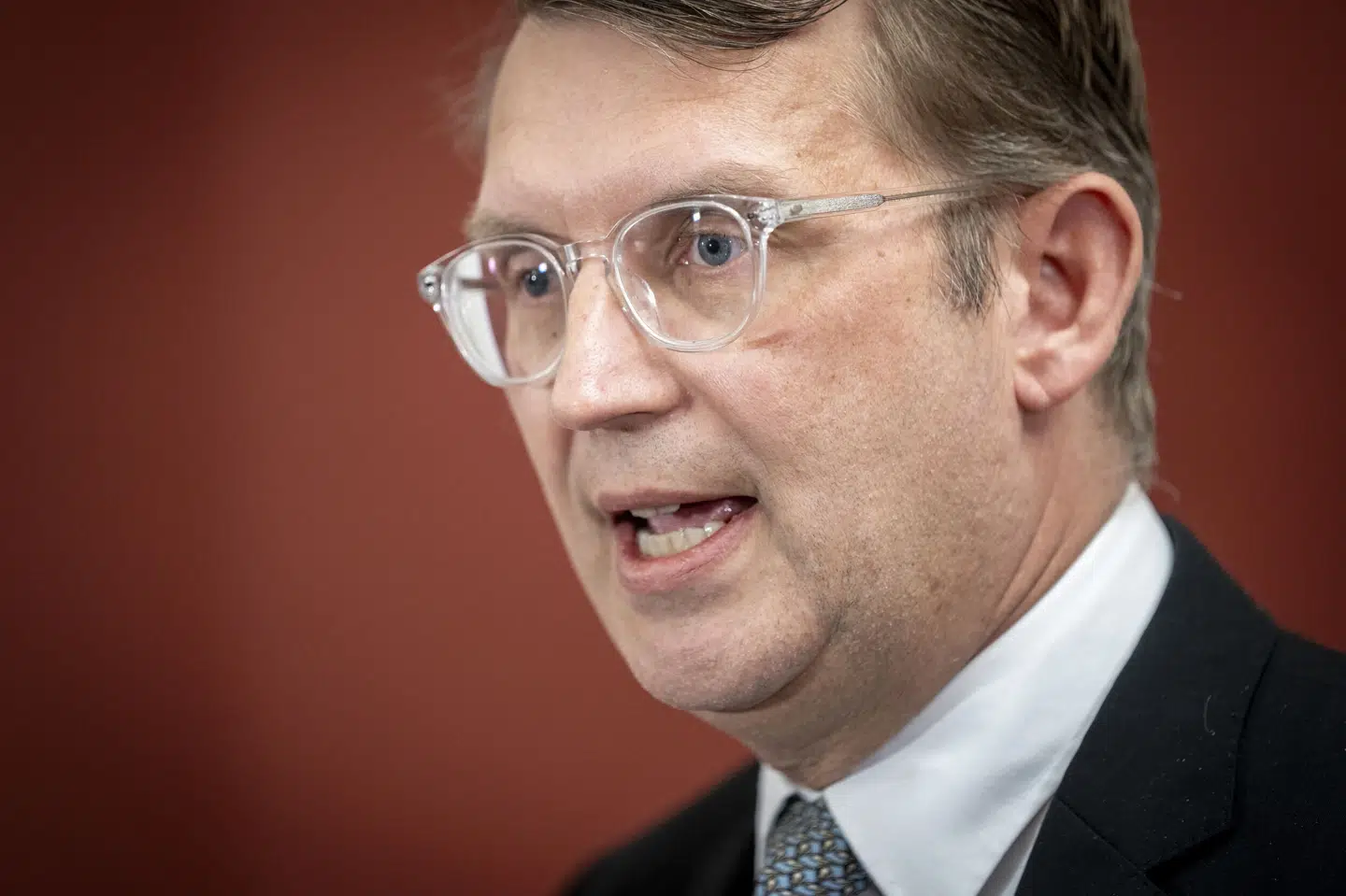 Forsvarsminister og fungerende økonomiminister Troels Lund Poulsen (V) annoncerede onsdag sit kandidatur til posten som formand for Venstre. Men skal man "udråbe sig selv til statsministerkandidat", skal partiet have "en størrelse, der er større, end den Venstre har aktuelt nu".