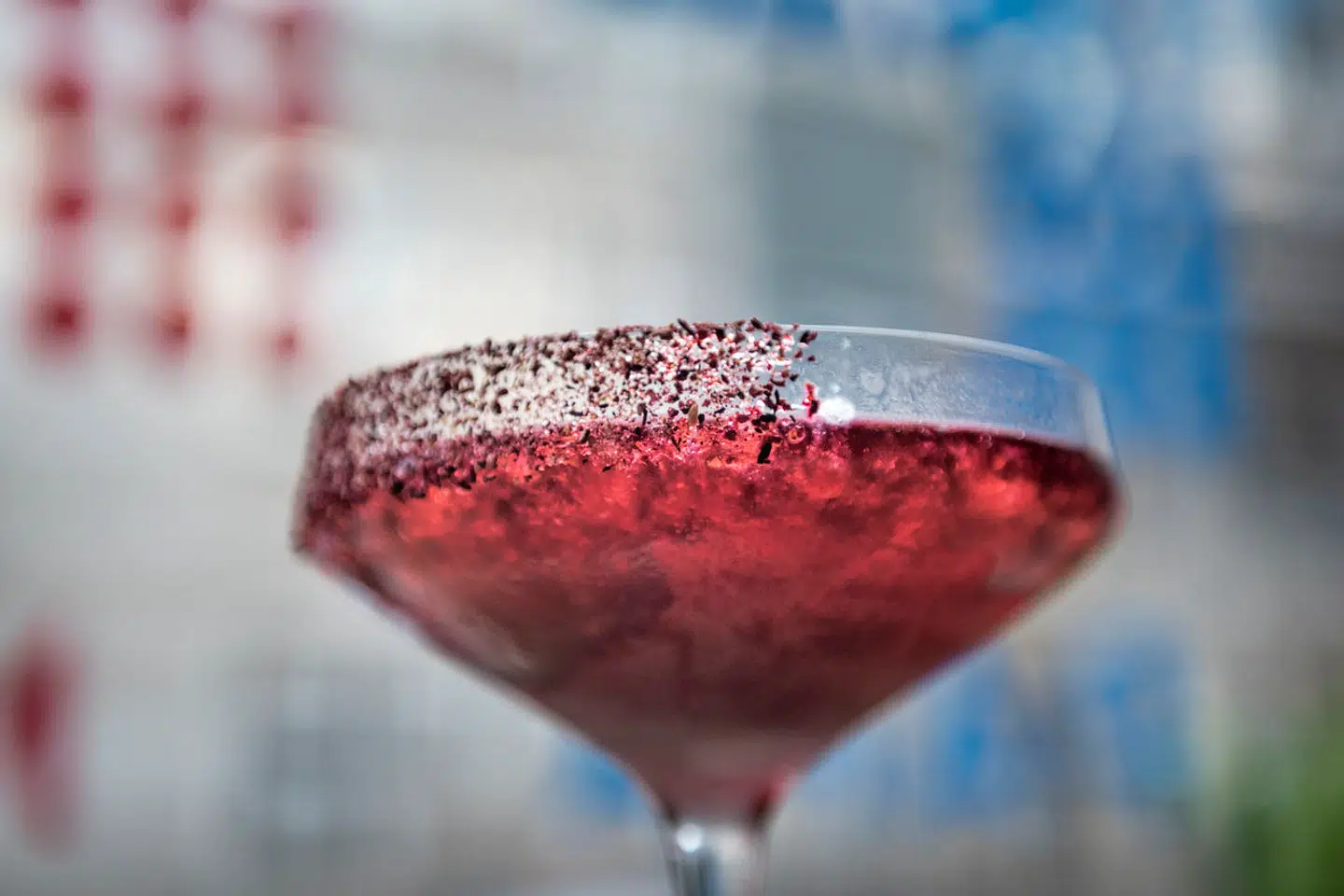Den globale situation på aktiemarkedet bliver af ekspert sammenlignet med en cocktail, der indeholder livsfarlige ingredienser.