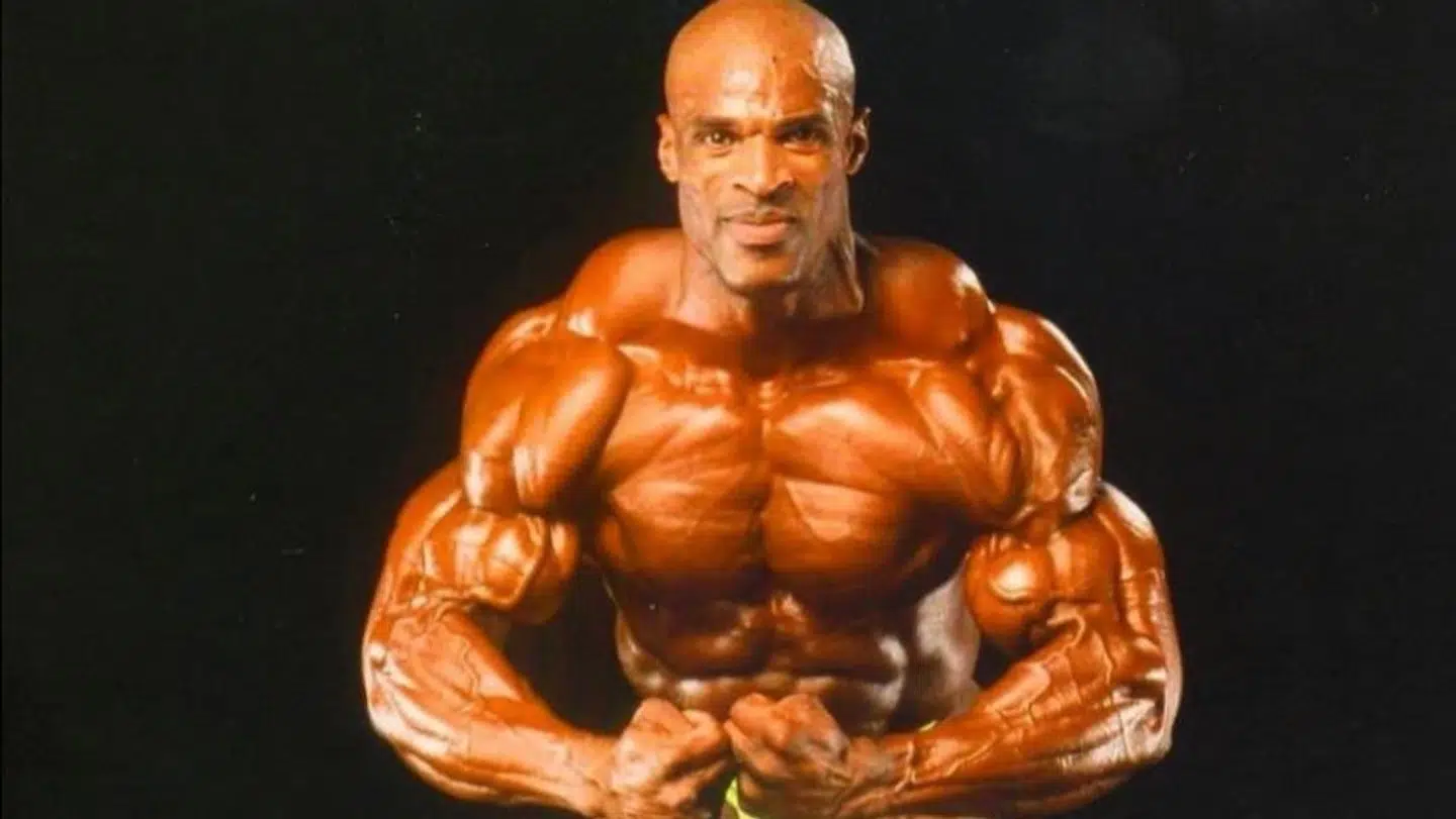 Ronnie Coleman siger i podcasten, at han begyndte på steroider, fordi han var træt af at tabe i bodybuilding-konkurrencer.